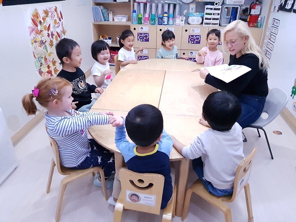 선생님과 함께하는 소그룹 활동